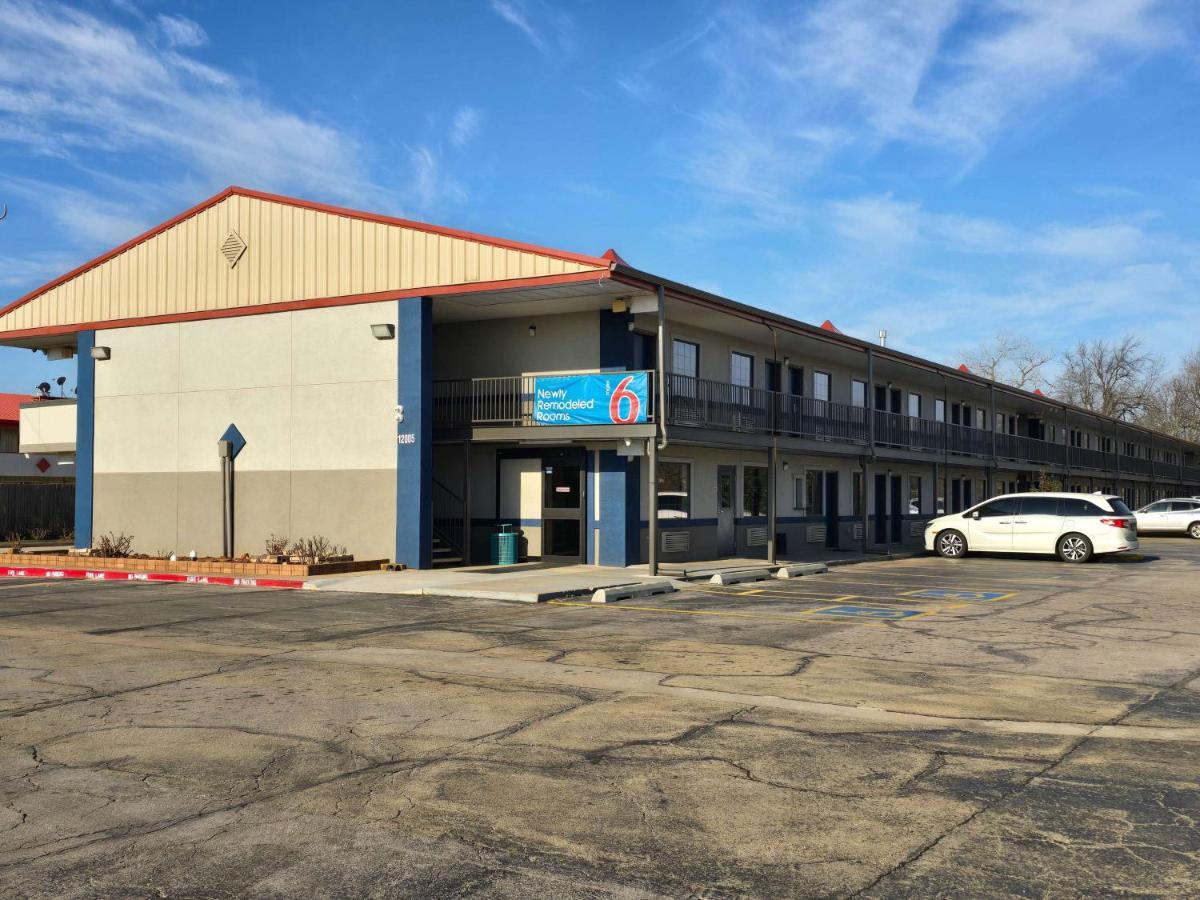 Motel 6 Oklahoma City Ok Frontier City Edmond Exterior photo