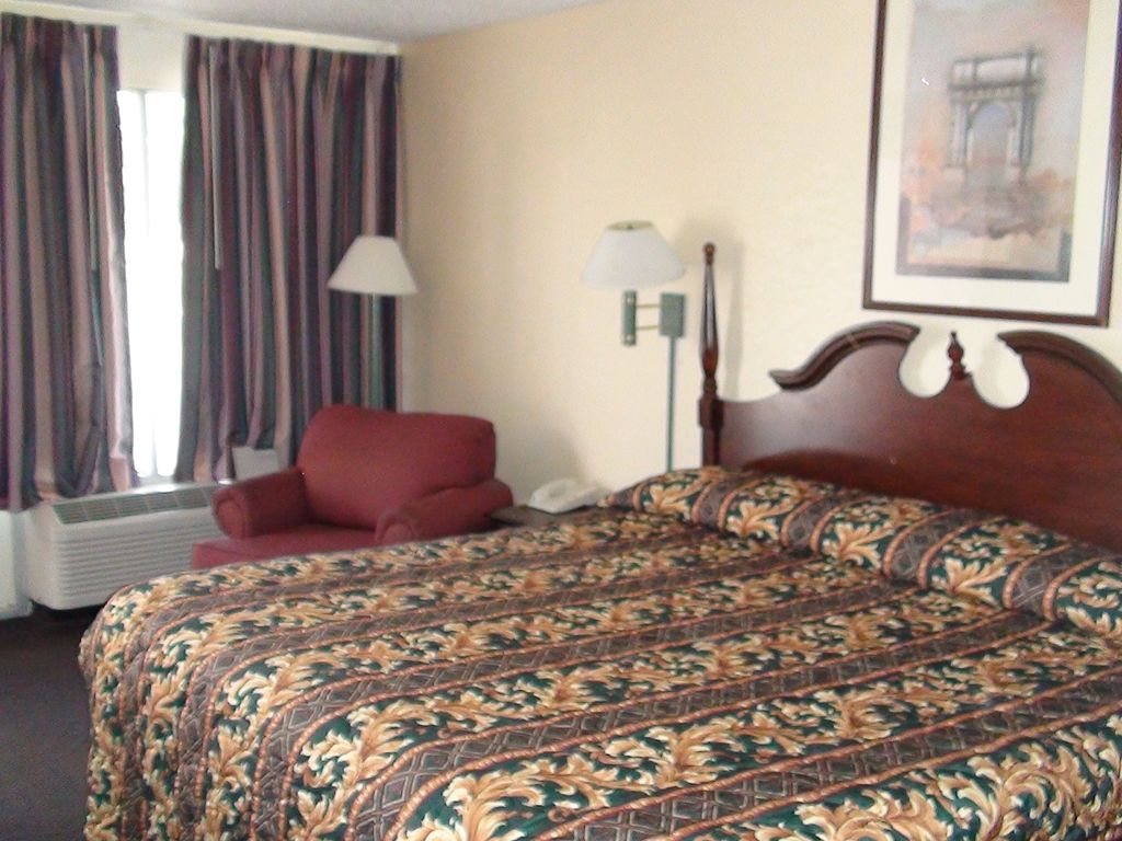 Motel 6 Oklahoma City Ok Frontier City Edmond Room photo