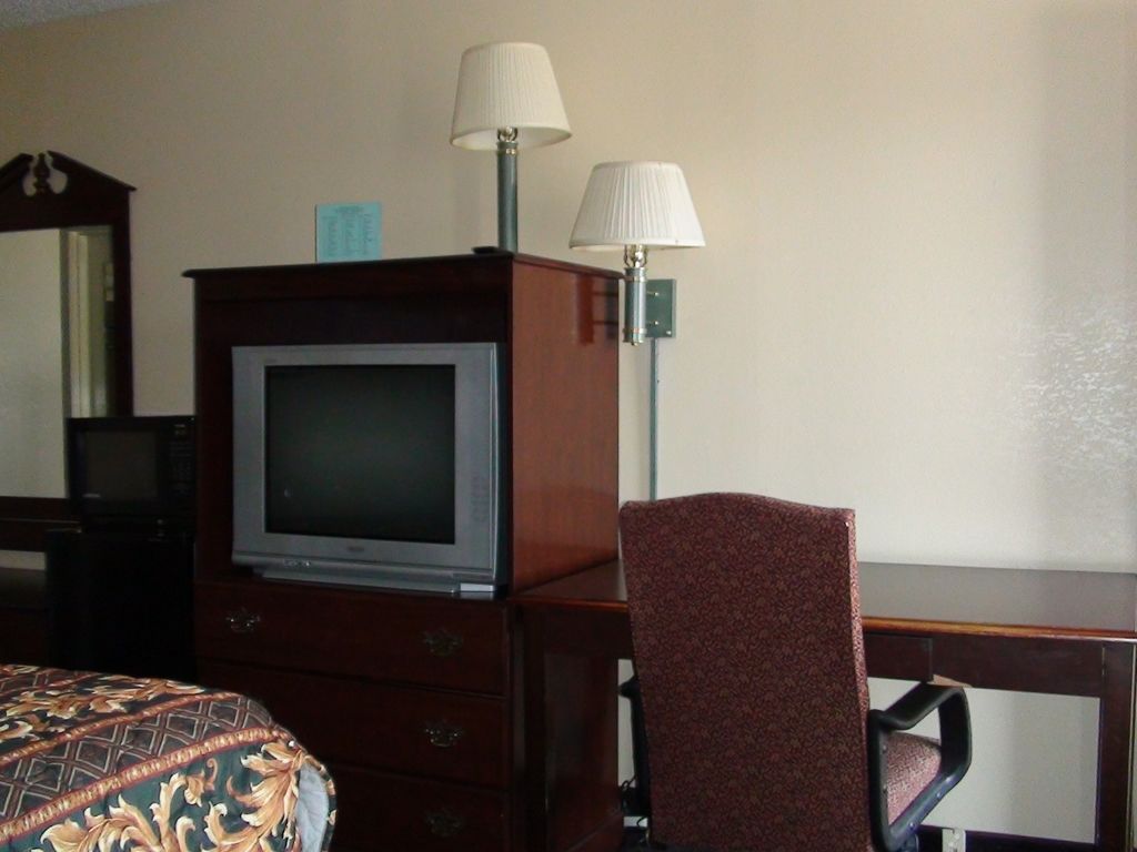 Motel 6 Oklahoma City Ok Frontier City Edmond Room photo